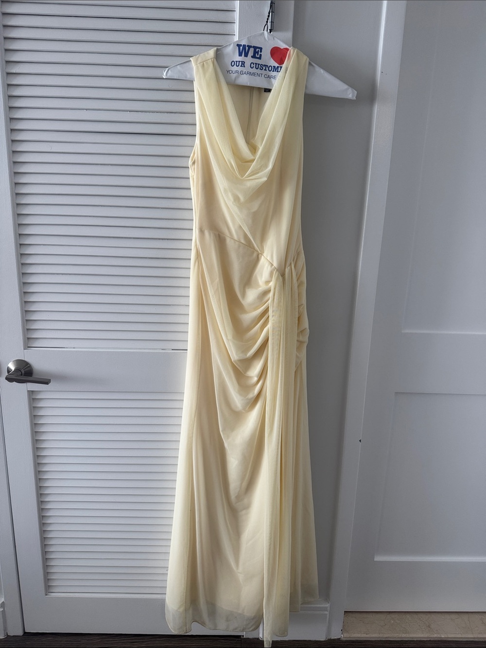 Elegant Pale Yellow Draped Evening Dress